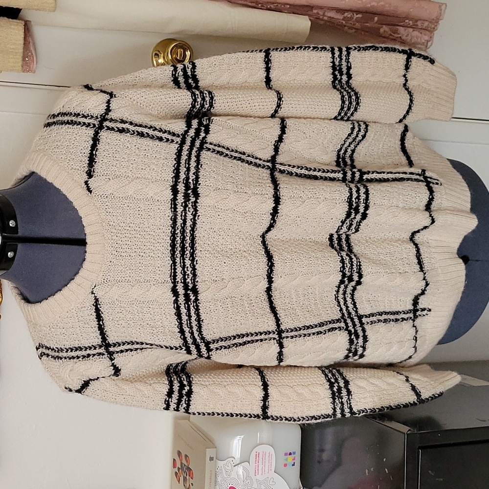 Lucky Brand cable knit sweater
